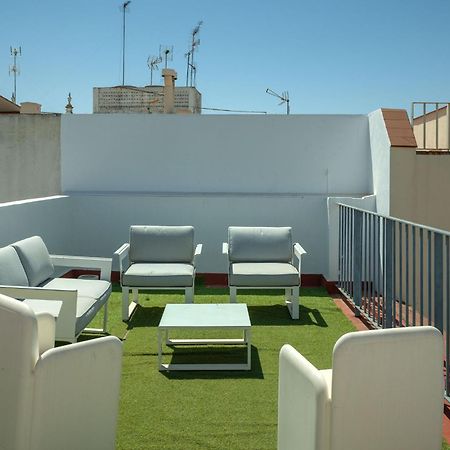 Ferienwohnung Alianza Giralda Sky View By Valcambre Sevilla Exterior foto